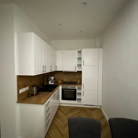 Apartment -suite *