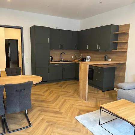 -suite